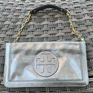 Suki Reva Clutch Tory Burch